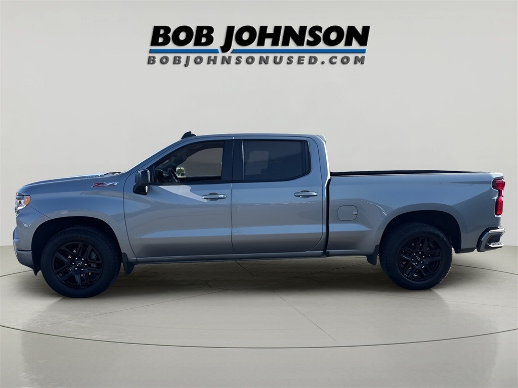 2024 Chevrolet Silverado 1500 RST photo 4