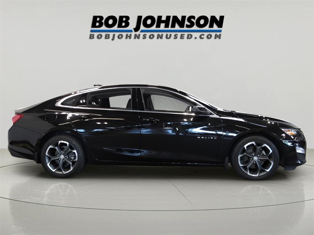 2022 Chevrolet Malibu 1LT photo 3