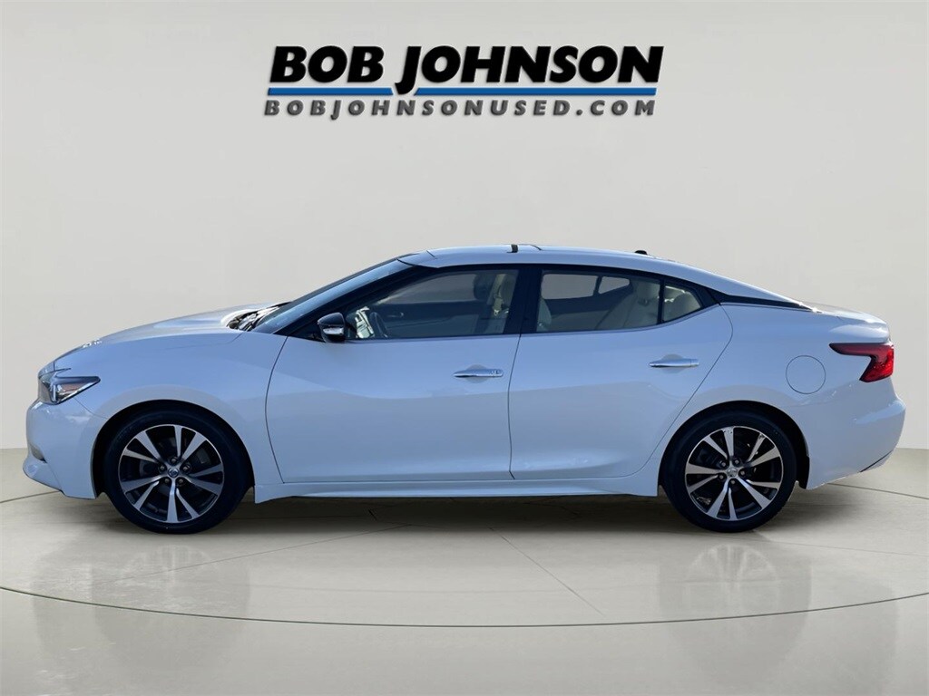 2017 Nissan Maxima SL photo 3