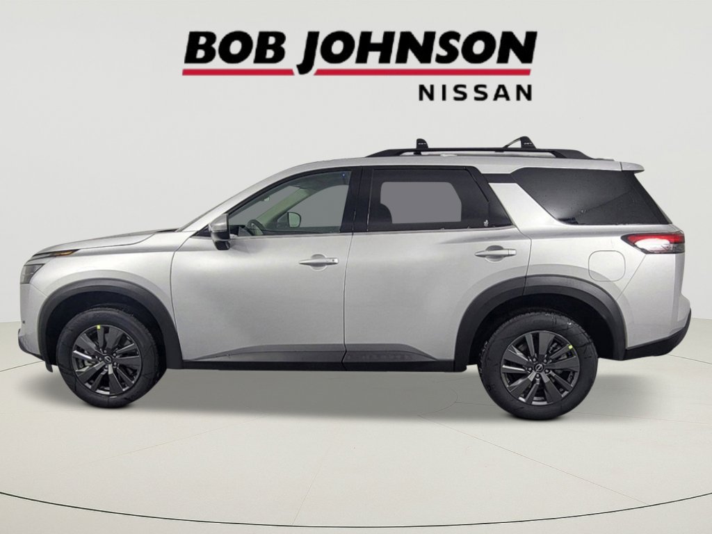 2025 Nissan Pathfinder SV photo 3