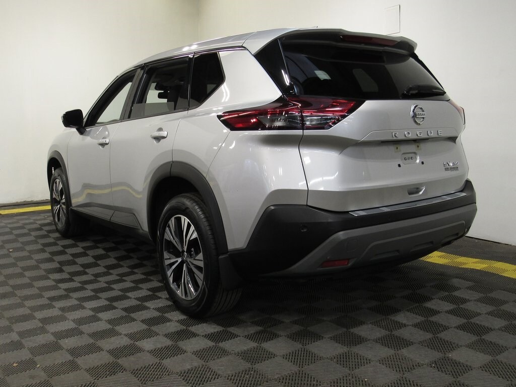 2021 Nissan Rogue SV AWD photo 2
