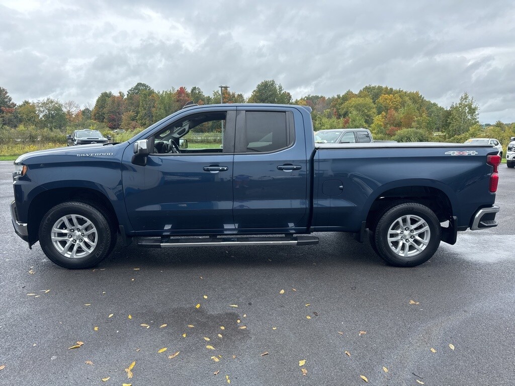 2019 Chevrolet Silverado 1500 LT photo 4
