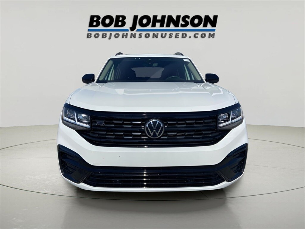2022 Volkswagen Atlas V6 SEL R-Line photo 2
