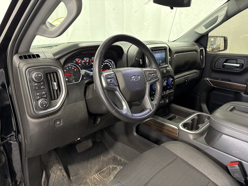 2022 Chevrolet Silverado 1500 RST Rally Edition photo 3