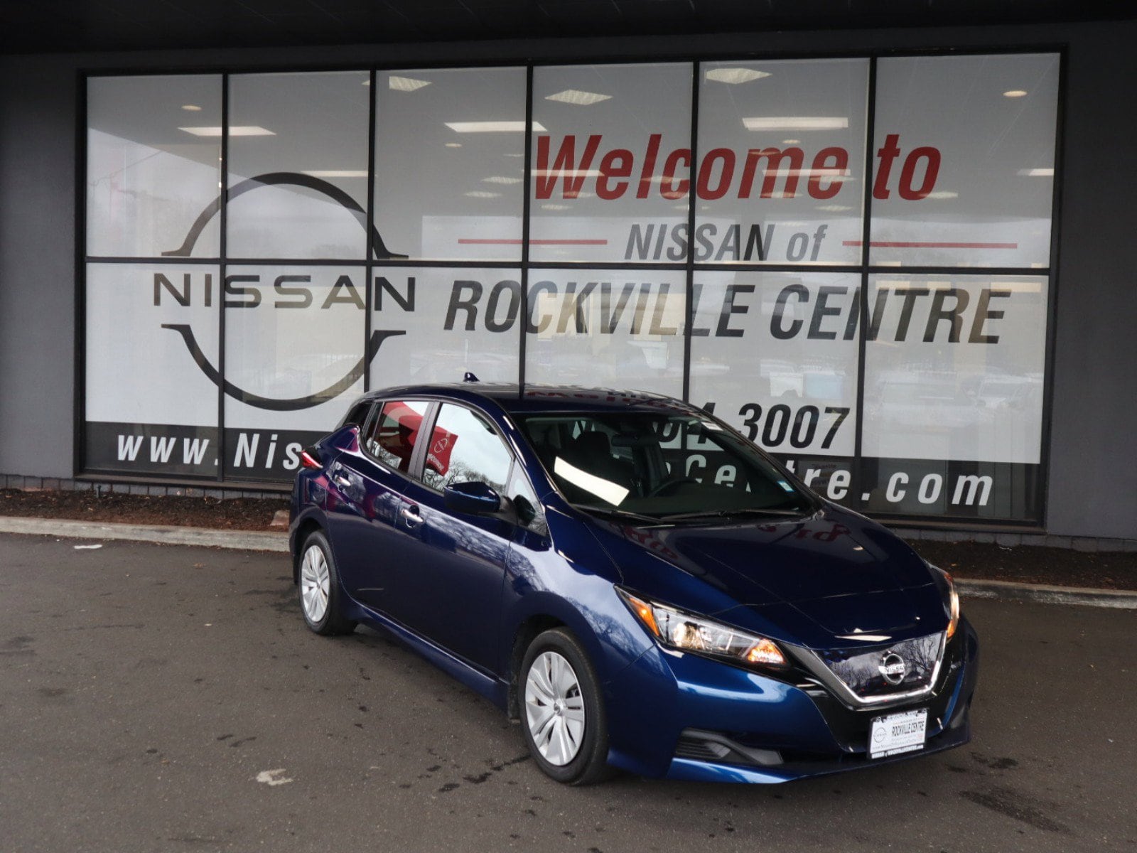 Used 2022 Nissan LEAF S with VIN 1N4AZ1BV3NC552449 for sale in Rockville Centre, NY