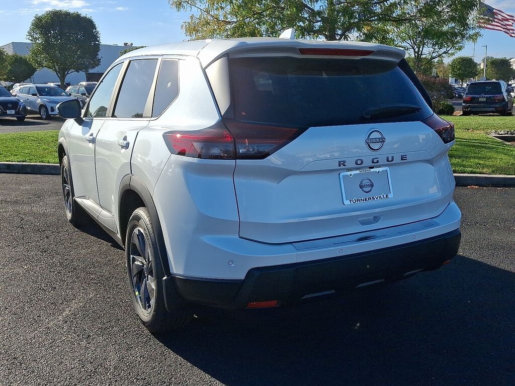 New 2026 Nissan Rogue SV SUV