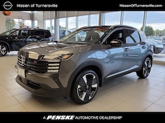 2025 Nissan Kicks SR SUV