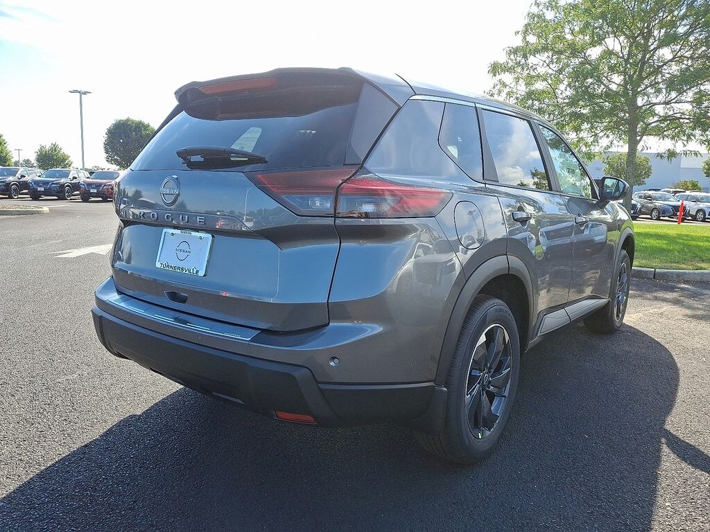 New 2026 Nissan Rogue SV SUV
