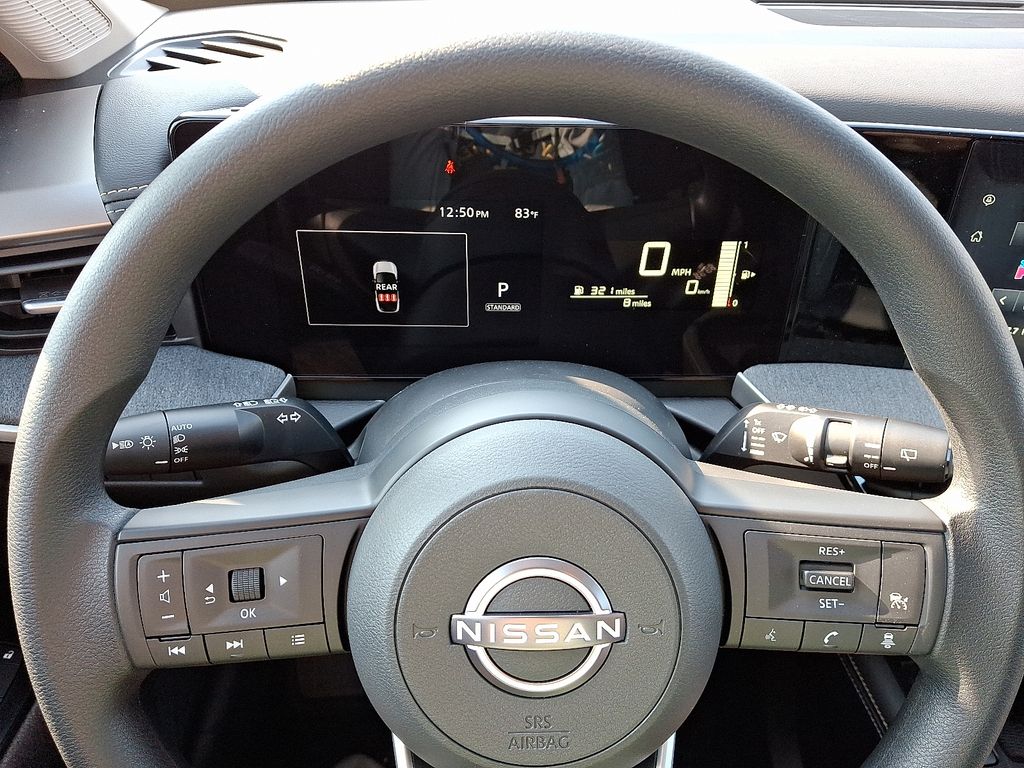 2025 Nissan Kicks SV AWD - Photo 9