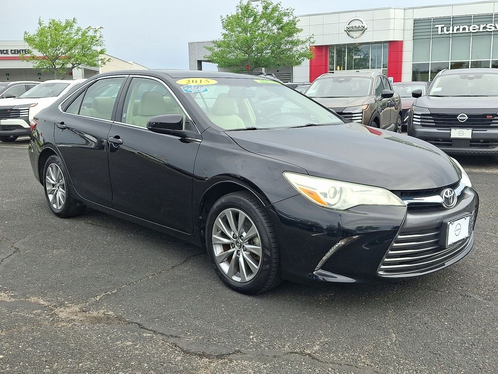 Used 2015 Toyota Camry XLE Sedan
