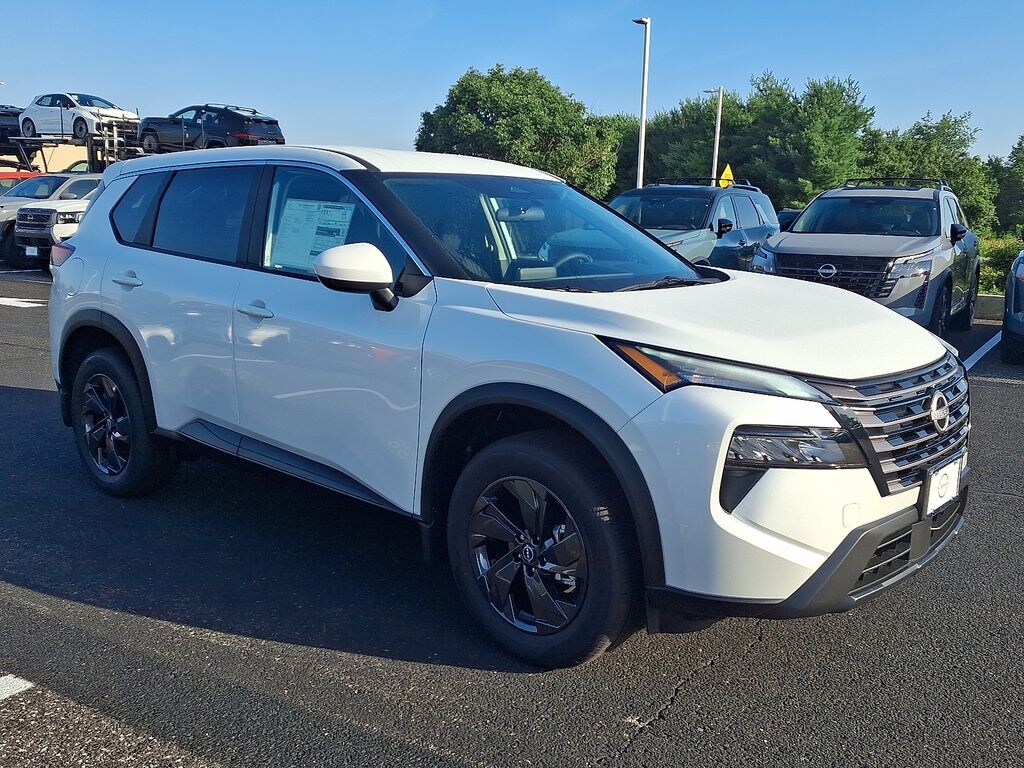 New 2026 Nissan Rogue SV SUV