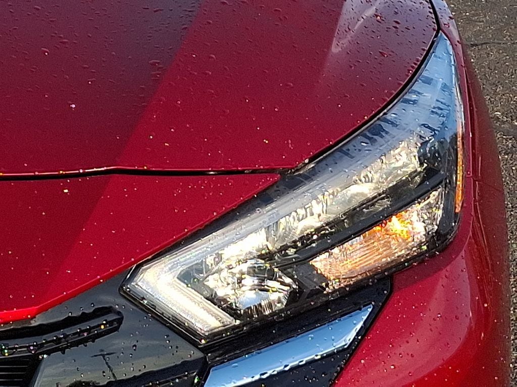 2025 Nissan Versa Sedan SV - Photo 9