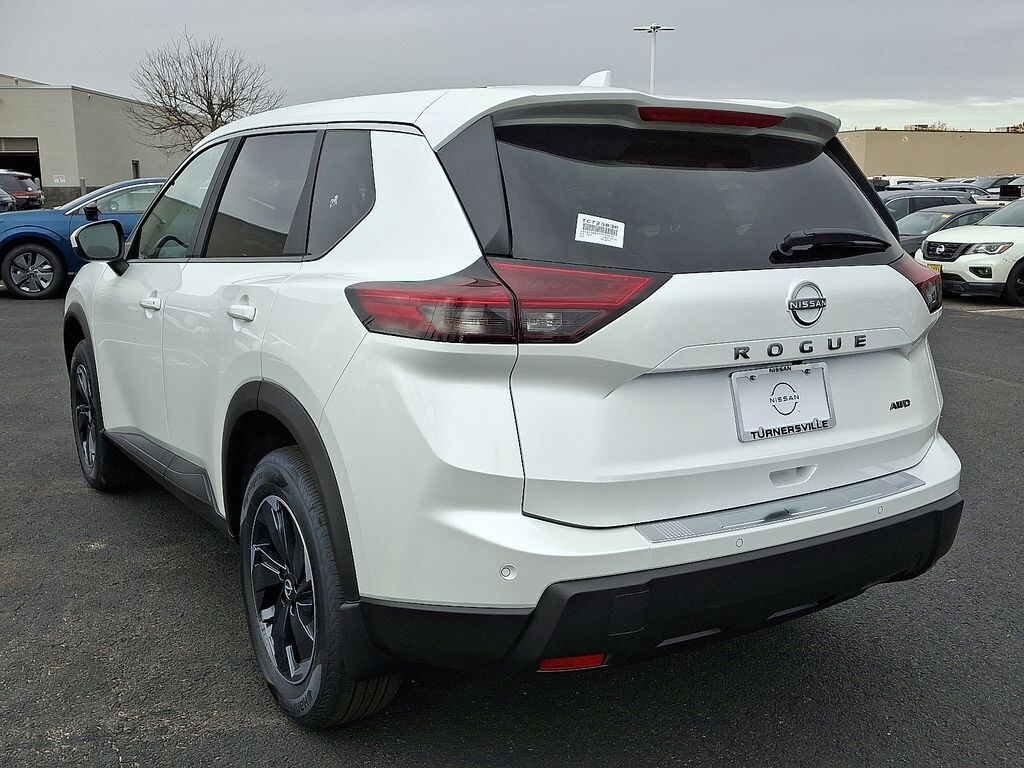 New 2026 Nissan Rogue SV SUV