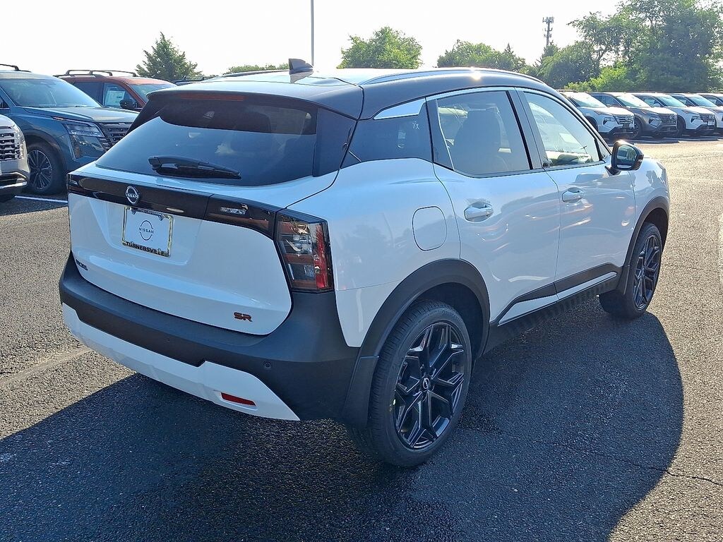 New 2026 Nissan Kicks SR SUV