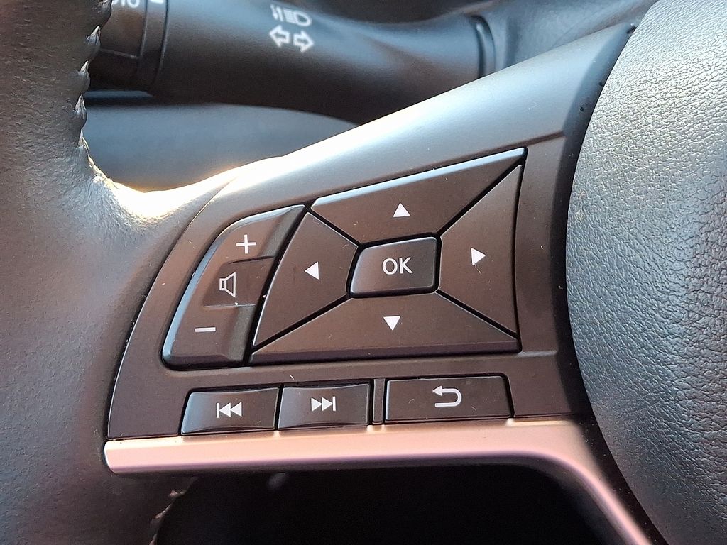 2025 Nissan Sentra SV - Photo 21