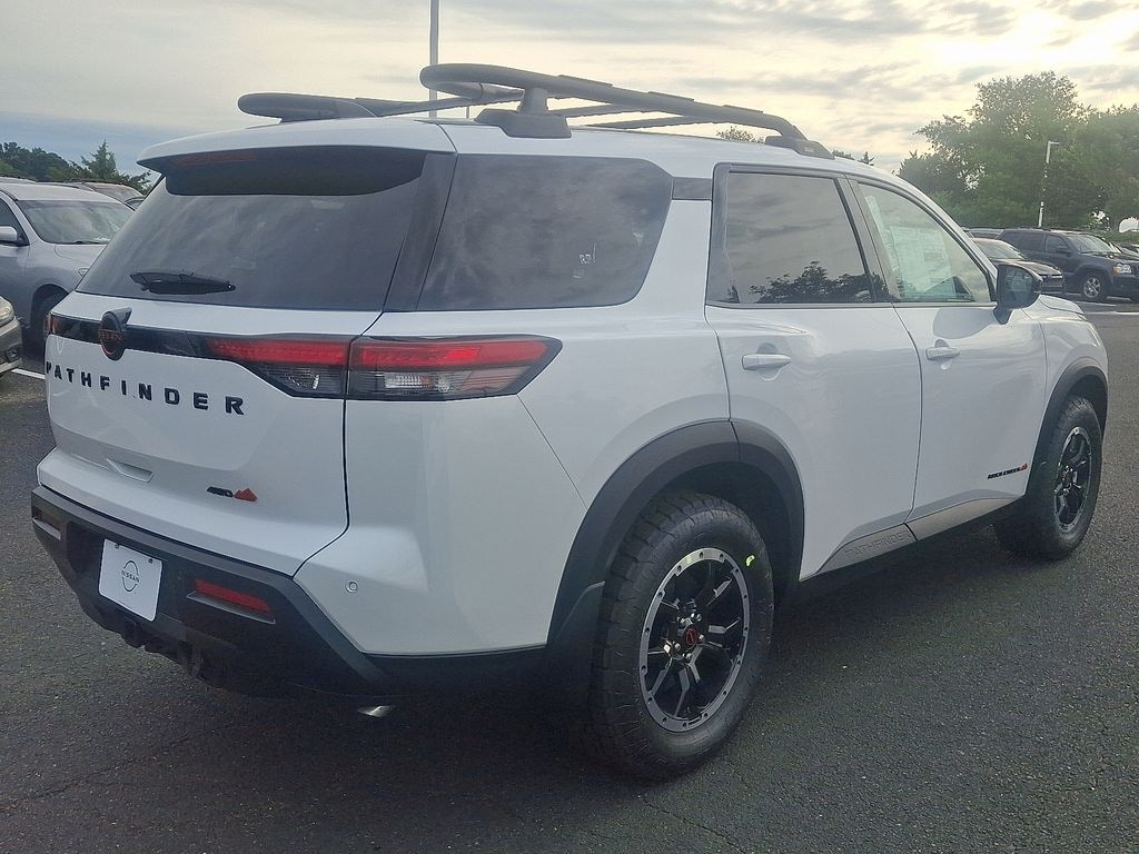 New 2026 Nissan Pathfinder SV SUV