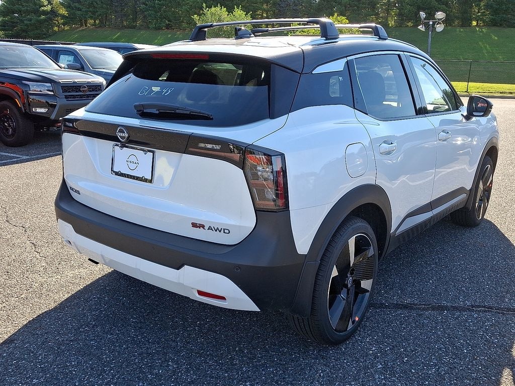 New 2026 Nissan Kicks SR SUV