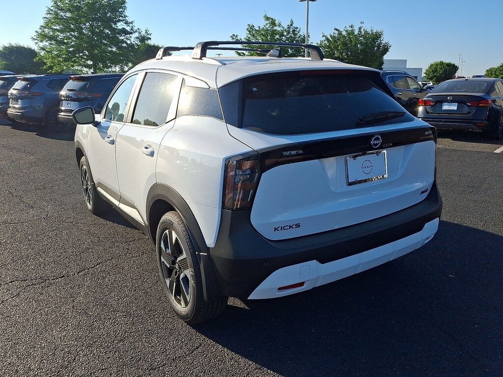 New 2026 Nissan Kicks SV SUV