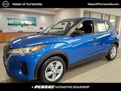 2025 Nissan Kicks Play S SUV