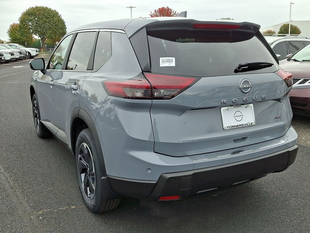 New 2026 Nissan Rogue SV SUV