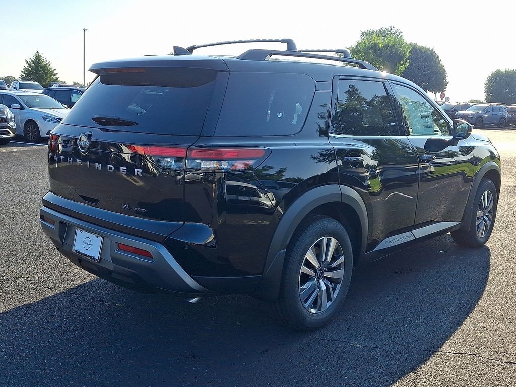 New 2026 Nissan Pathfinder SL SUV