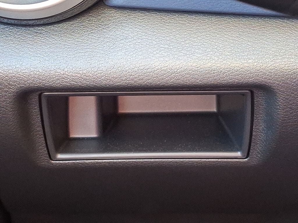 2025 Nissan Versa Sedan SV - Photo 23