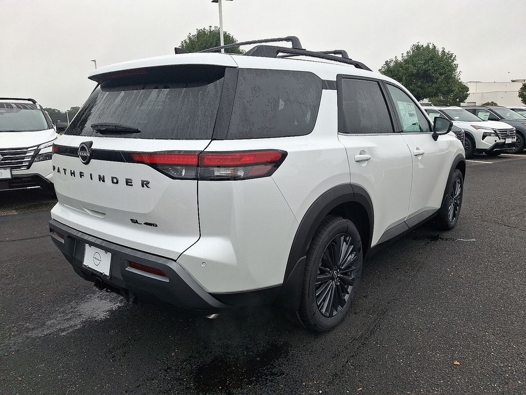 New 2026 Nissan Pathfinder SL SUV