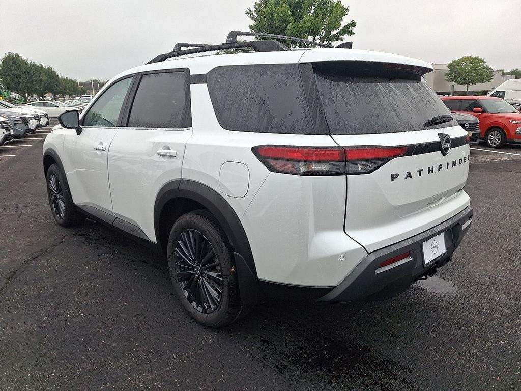 New 2026 Nissan Pathfinder SL SUV