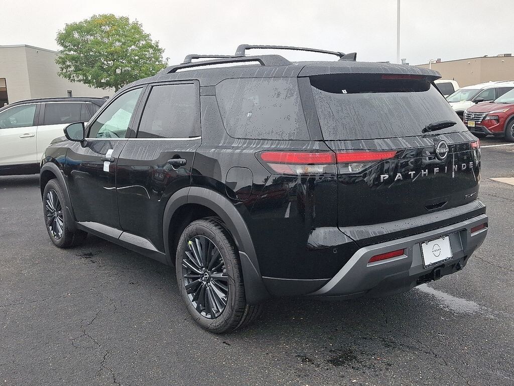 New 2026 Nissan Pathfinder SL SUV