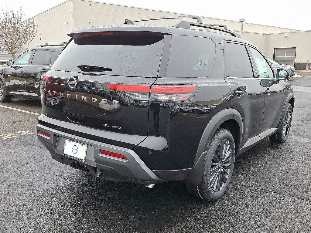 New 2026 Nissan Pathfinder SL SUV