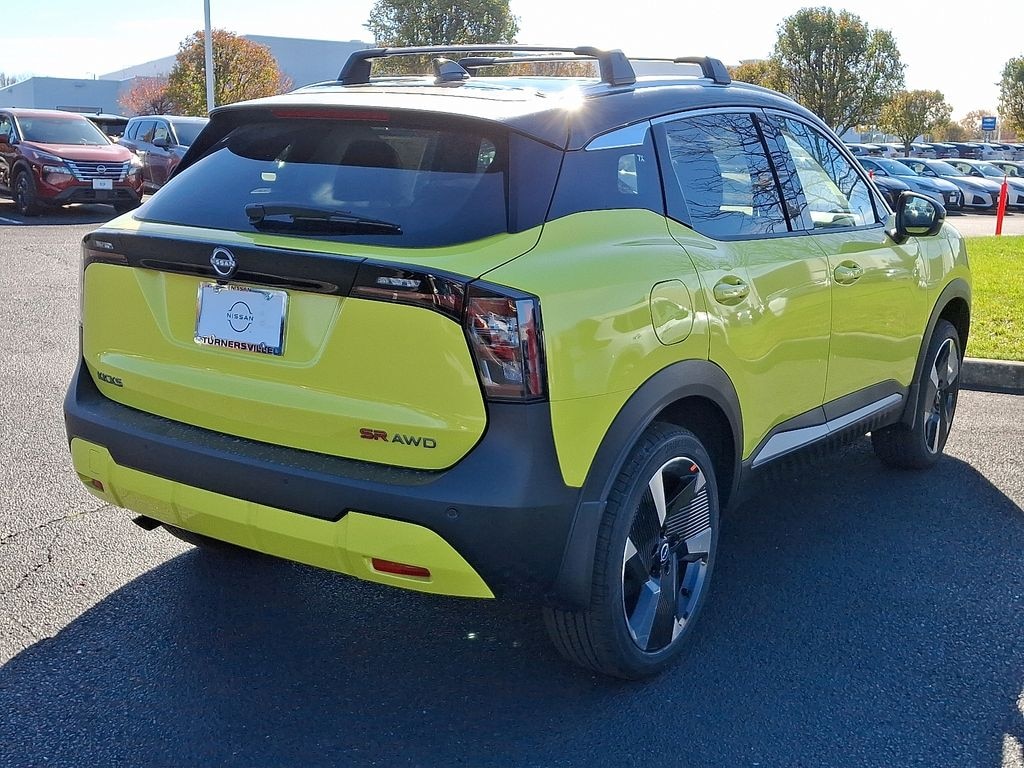 New 2026 Nissan Kicks SR SUV