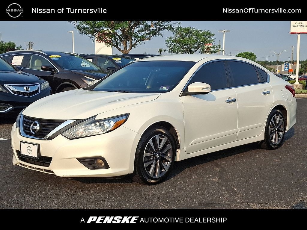 Used 2017 Nissan Altima 2.5 SL Sedan