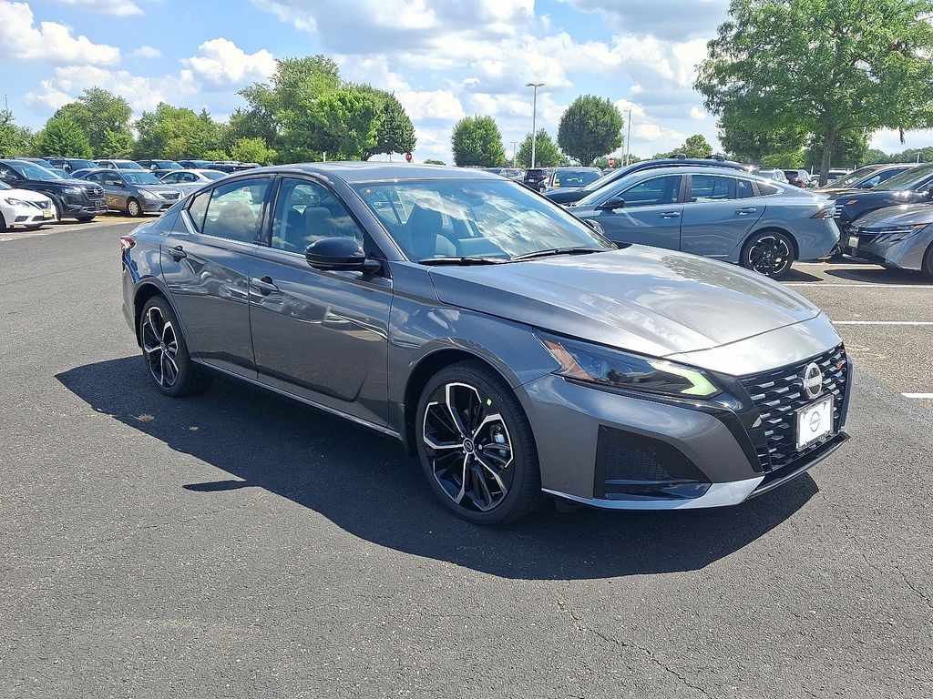 New 2026 Nissan Altima SR Sedan