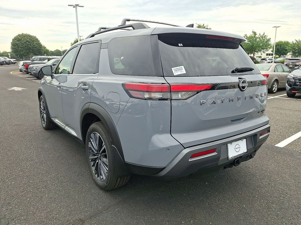 New 2026 Nissan Pathfinder Platinum SUV