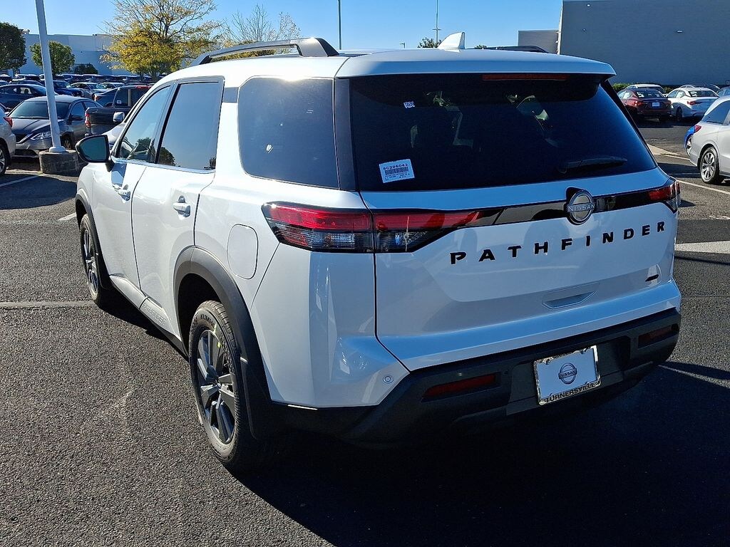 New 2025 Nissan Pathfinder SV SUV