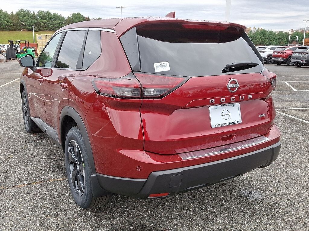 New 2026 Nissan Rogue SV SUV