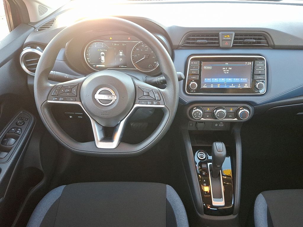 2025 Nissan Versa Sedan SV - Photo 12