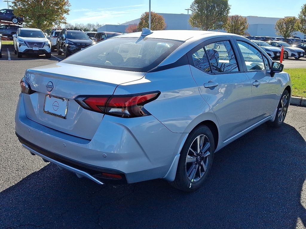 New 2025 Nissan Versa 1.6 SV Sedan