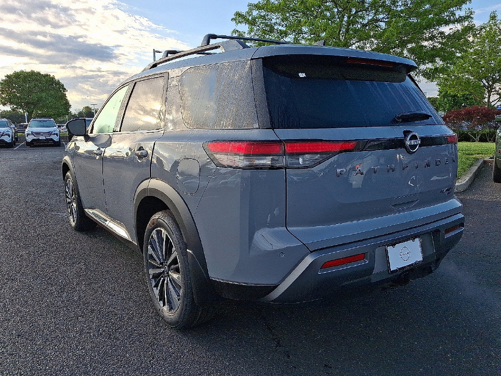 New 2026 Nissan Pathfinder Platinum SUV