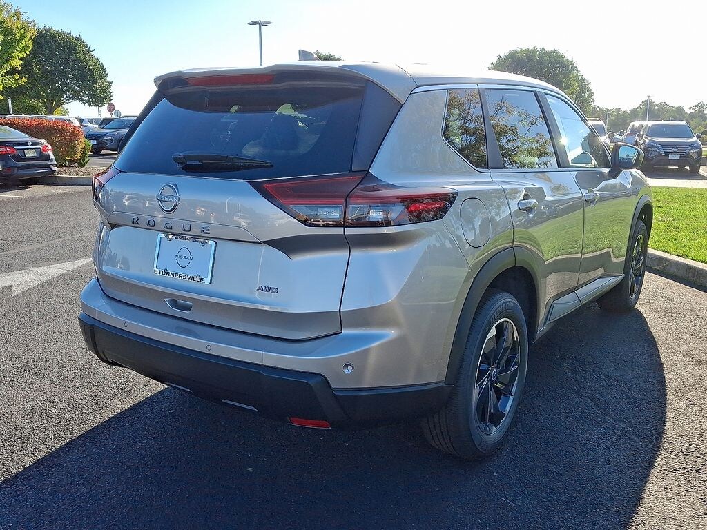 New 2026 Nissan Rogue SV SUV