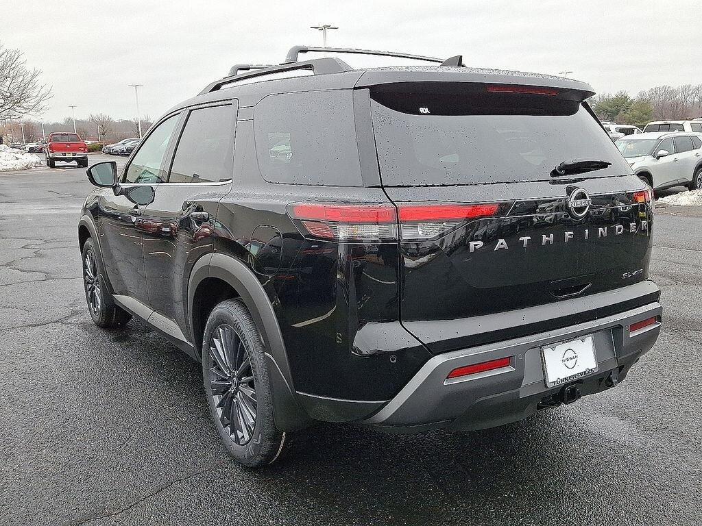 New 2026 Nissan Pathfinder SL SUV