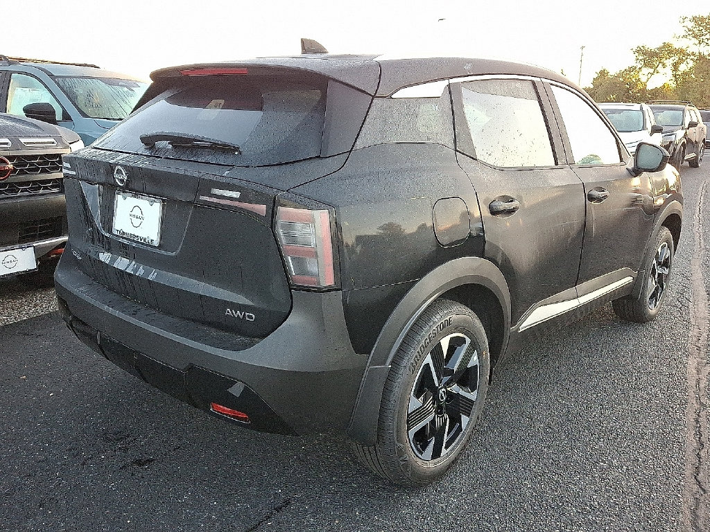 New 2027 Nissan Kicks SV SUV