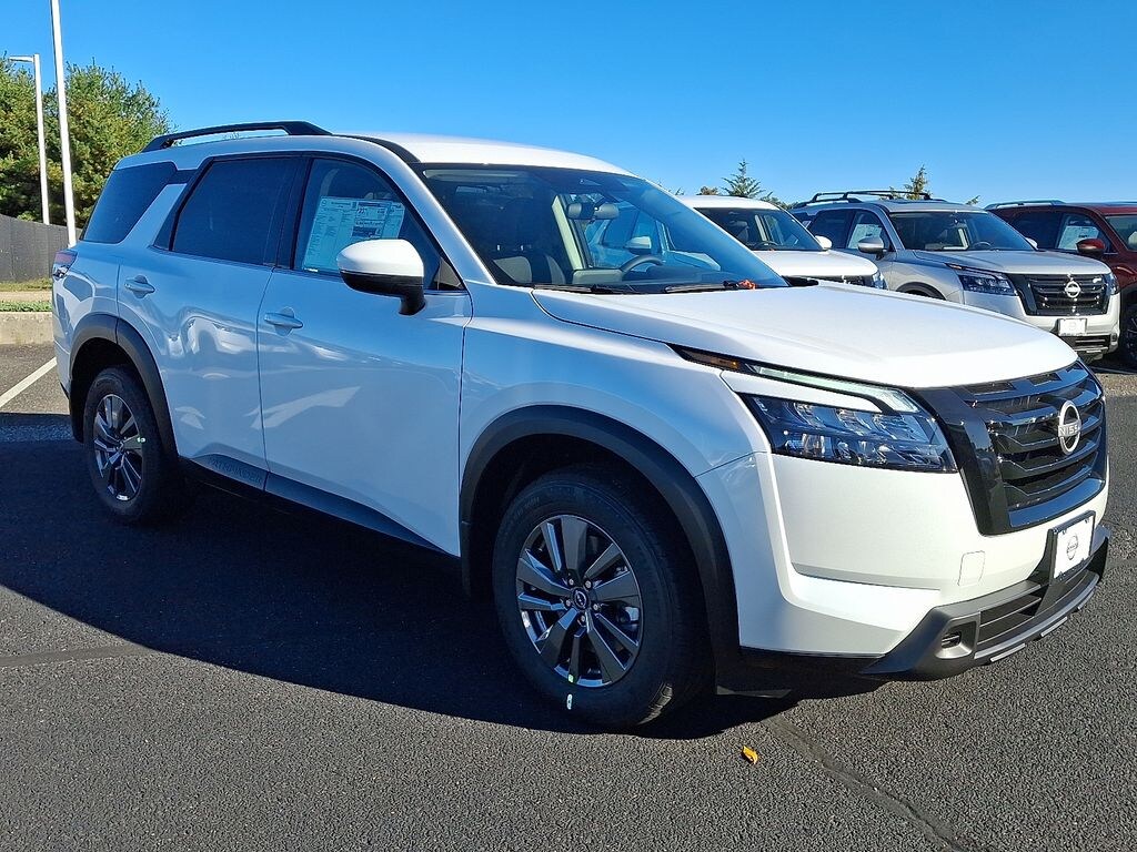 New 2025 Nissan Pathfinder SV SUV