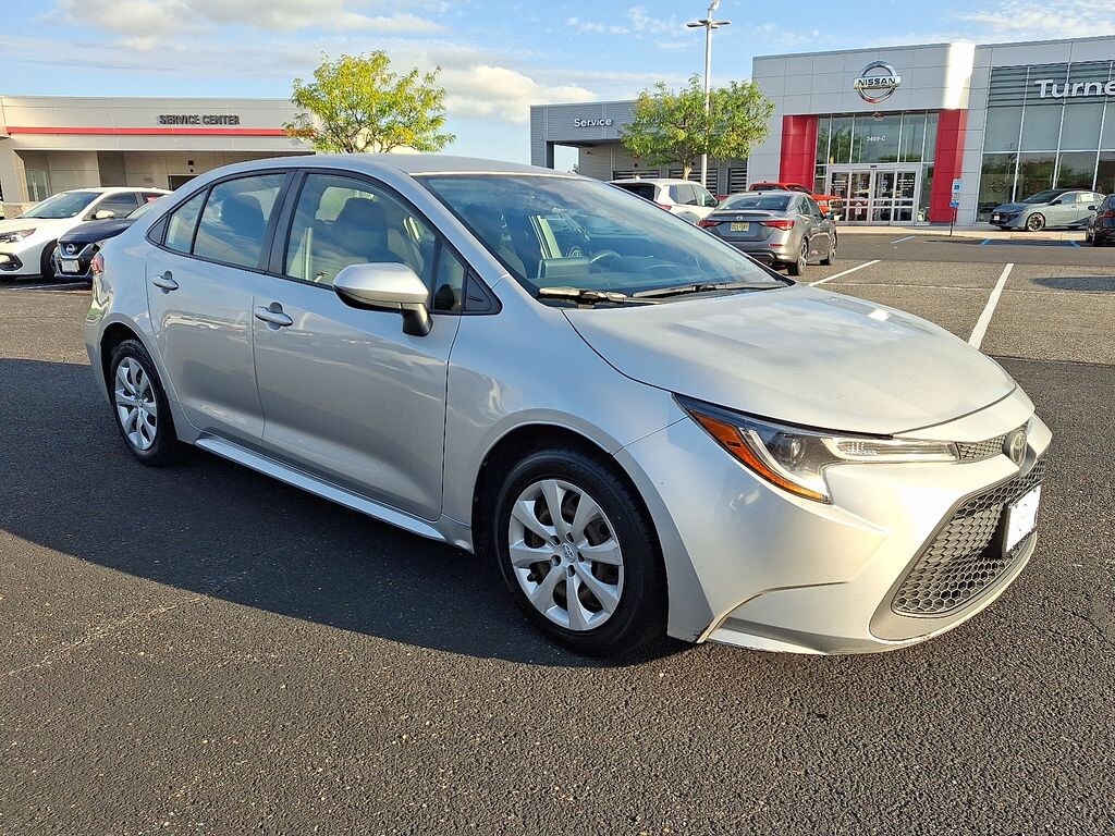 Used 2020 Toyota Corolla LE Sedan