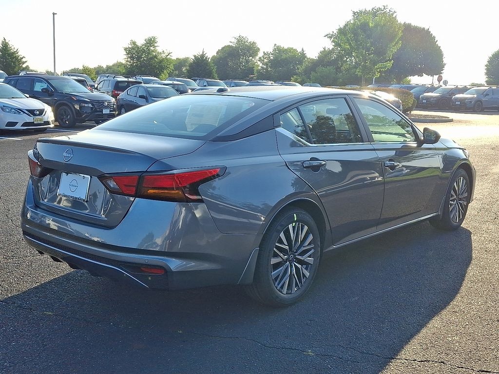 New 2026 Nissan Altima SV Sedan