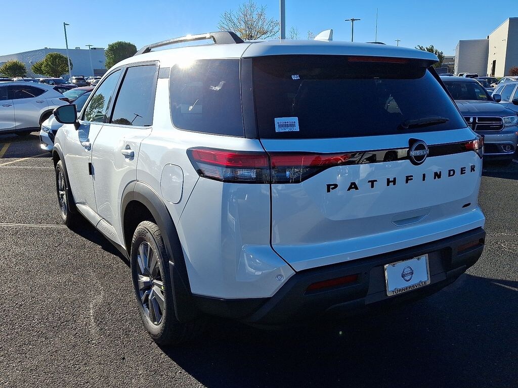 New 2025 Nissan Pathfinder SV SUV