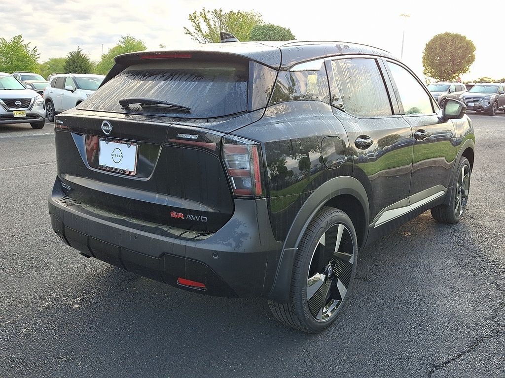 New 2026 Nissan Kicks SR SUV
