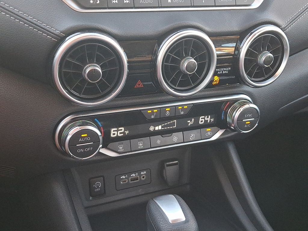 2025 Nissan Sentra SV - Photo 16