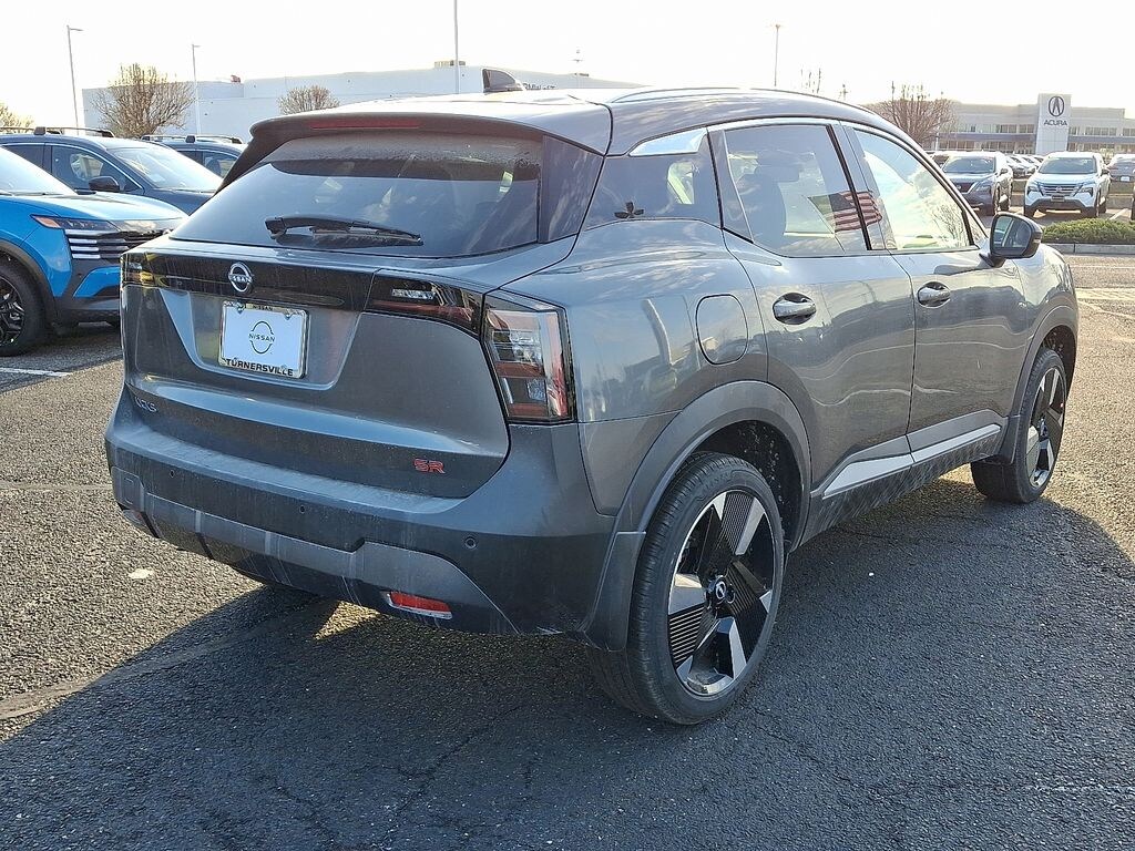 New 2026 Nissan Kicks SR SUV