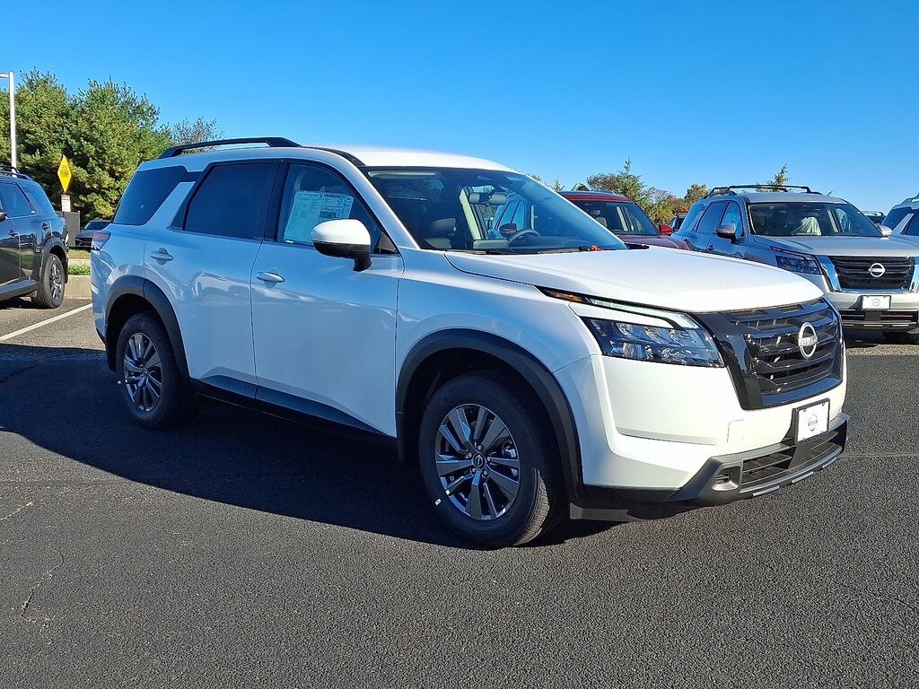 New 2025 Nissan Pathfinder SV SUV